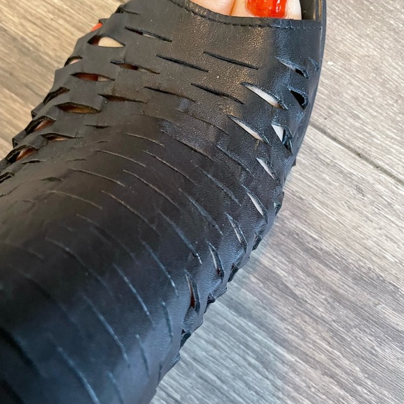 Lavoraxione Artigiana cutout boot leather - Picture 5 of 9